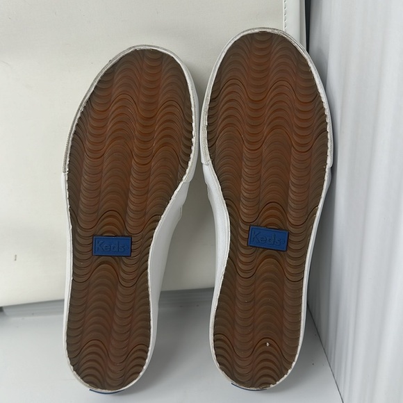 Keds slip on size 6 1/2 wide - Picture 5 of 6